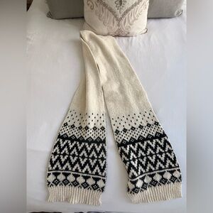 Cream and Black Wool Knit Scarf